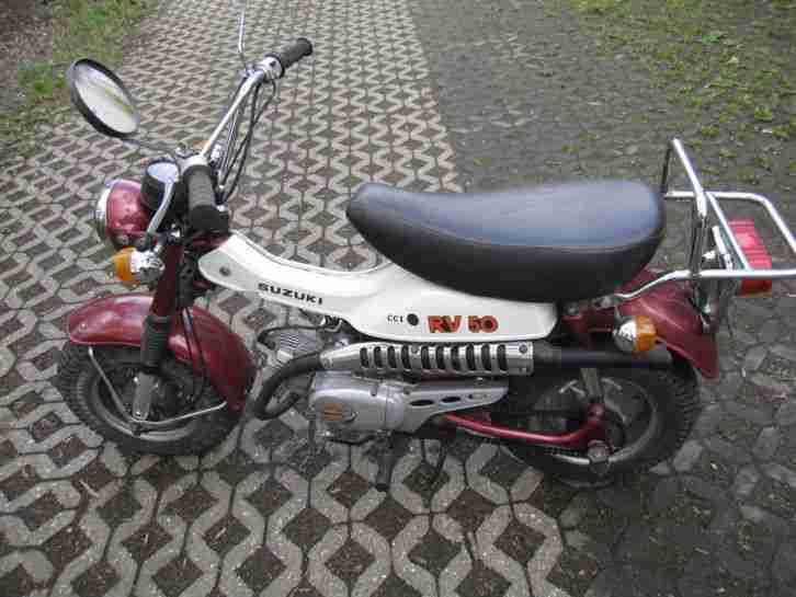 SUZUKI RV 50 Baujahr 1976 mit den Originalpapiere + Schlüssel