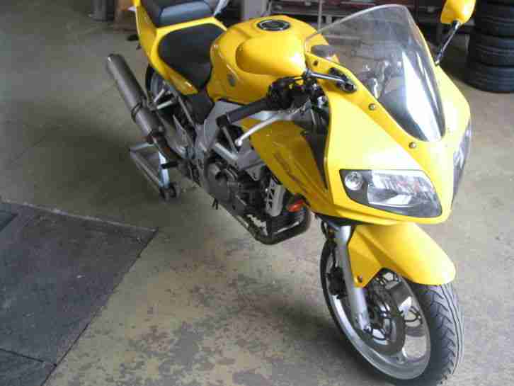 SUZUKI SV650/S nur 5236 KM TOP