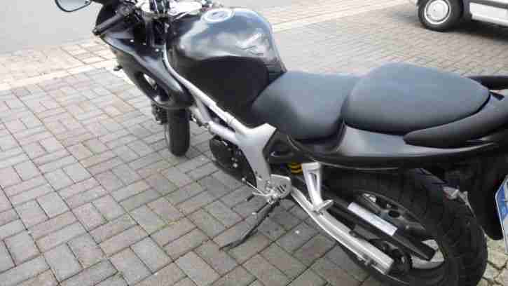 SV 650S geringe km. komplette Wartung und Tuning,TÜV neu und und und,lesen lohnt