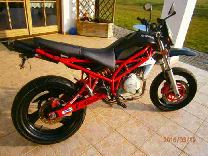 Sachs X-Road 125 ccm 9,8 kw