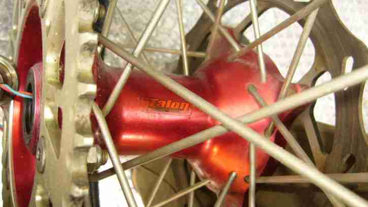 Satz Kompletträder mit Excell-Felgen,Talon-Narbe= Suzuki RMZ