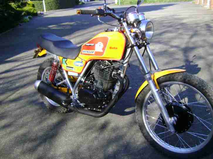 Scrambler Flat Track FT 500 Bobber Enduro