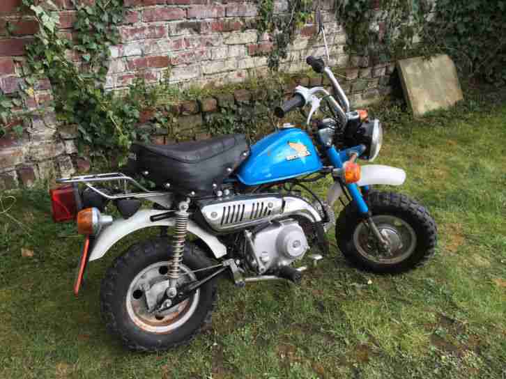 Scheunenfund Honda Z50J in originalem Zustand zur Restauration in Babyblau 1983