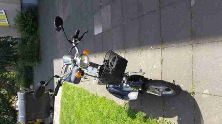 Schwarzer Roller bt 50