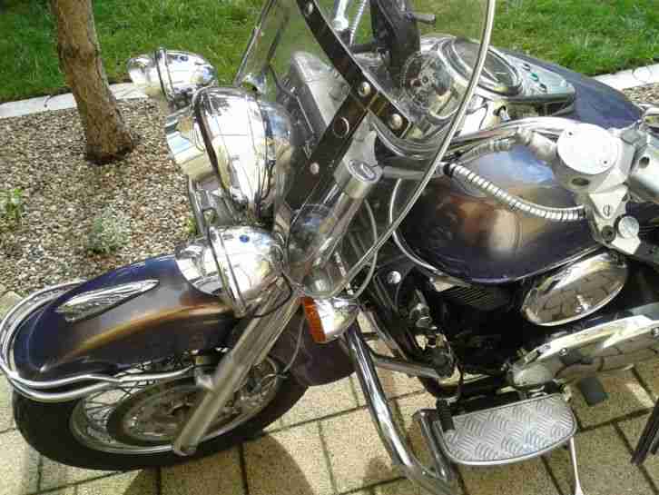 Sehr schöne Kawasaki VN 1500 Classic in Flip Flop Farbe und vielen Anbauteilen