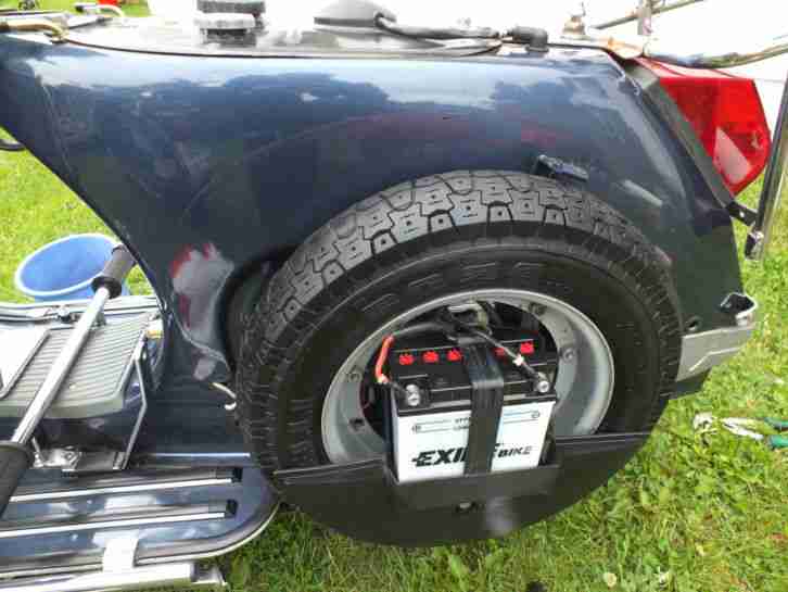 Sehr schöne Vespa P80X mit neuen Tüv