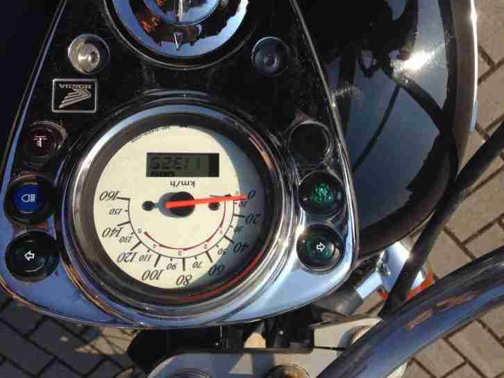 Shadow VT 125 C