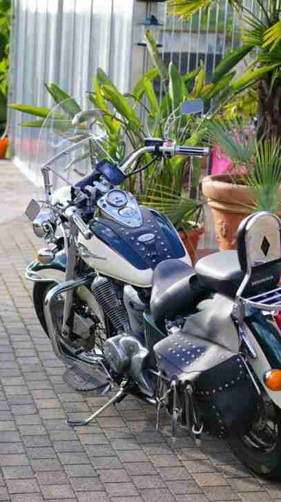 Shadow VT 750 RC44 Amerikan classic 2 Bauj. 07/1998 18200km/33kw
