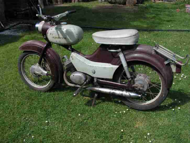 Simson Moped Spatz,ein Beliebtes