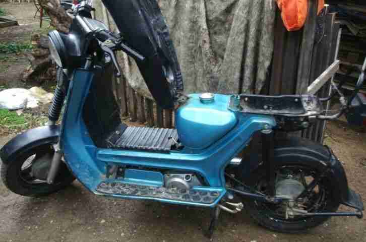 Simson Roller SR 50 Baujahr 1990 Wiederaufbau oder Ersatzteile