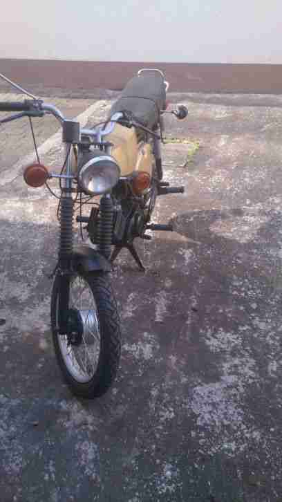 Simson S51 ,Originalpapiere vorhanden .Bj 1983 ,laut Tacho 2942km