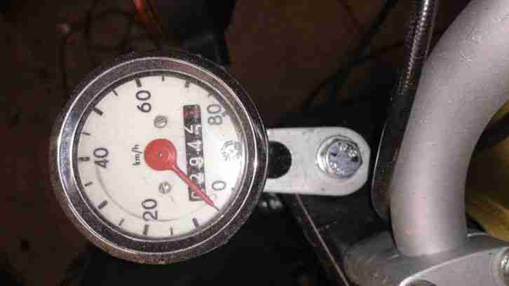 Simson S51 ,Originalpapiere vorhanden .Bj 1983 ,laut Tacho 2942km