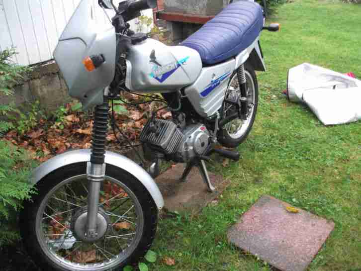 Simson S51 im S53 Optik , mit DDR Papiere