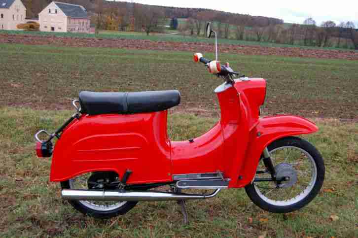 Simson Schwalbe KR 51/2L, DDR-Luxus in kirschrot, BJ 1980