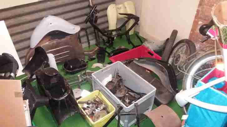 Simson Schwalbe KR51 Zerlegt Teile Konvolut Projektaufgabe Sammlung DDR kein s51