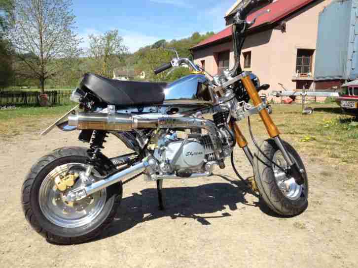 Skyteam Monkey 125 LeMans Pro Custom, no Honda