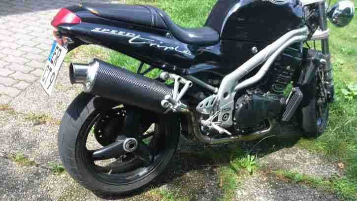 Speed Triple 955i bj 98 25500km ital.Papiere