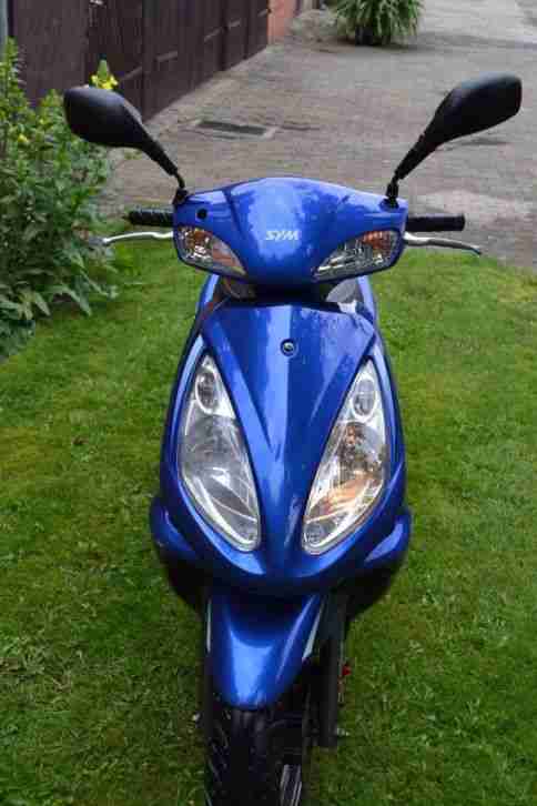 Sport Motorroller 50ccm Nova Motors GT3 5PS Fast NEU