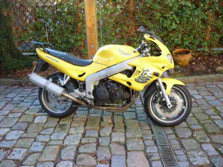 Sporttourer Triumph Sprint RS , Farbe Gelb , Zweiarmschwinge -TÜV neu