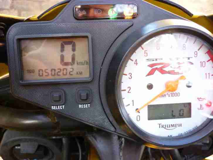 Sporttourer Triumph Sprint RS , Farbe Gelb , Zweiarmschwinge -TÜV neu
