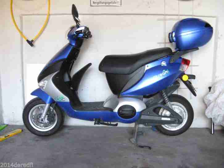 Stream 2200W Electric Roller