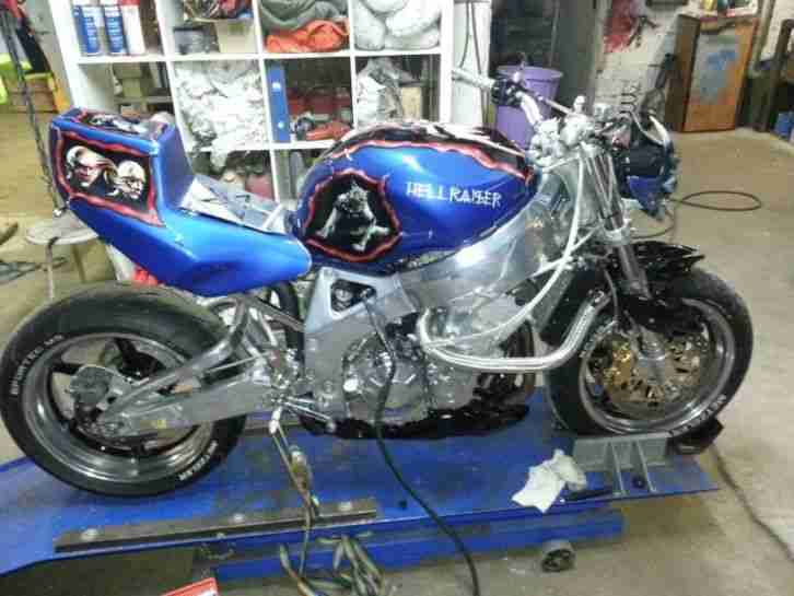 Streehtfighter Honda CBR 900