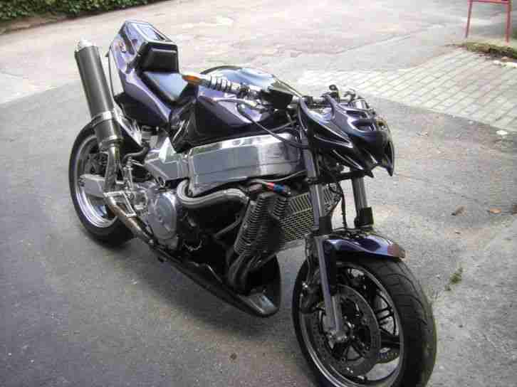 Streetfighter-Baustelle Honda X11 (SC 42) 136 PS Einspritzer