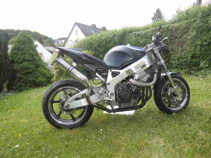 Streetfighter CBR900 SC33