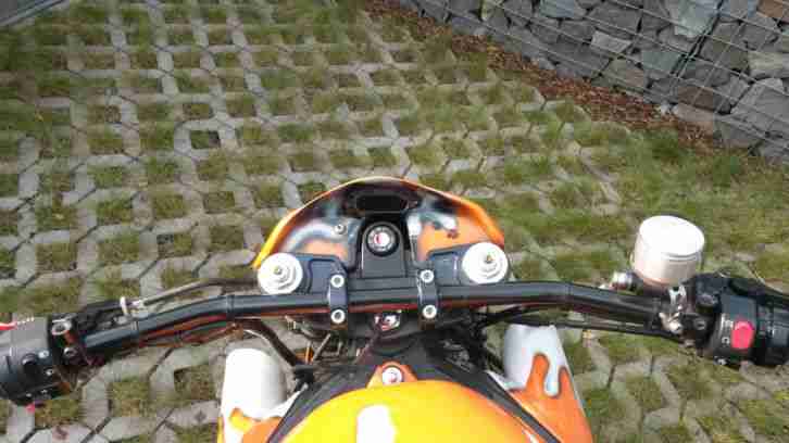Streetfighter Triumph Speed Four 600