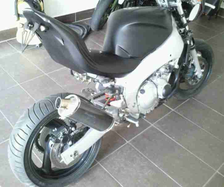 Streetfighter Yamaha thundercat600