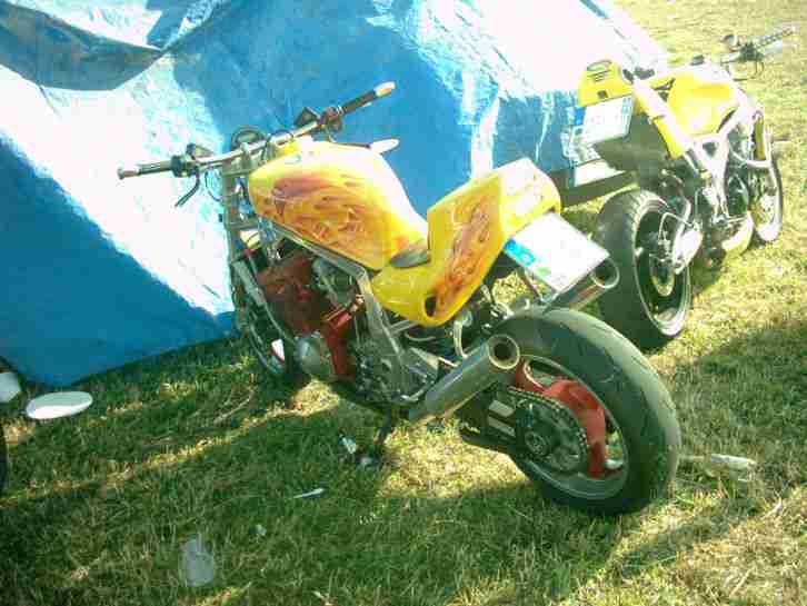 Susuki GSXR 1100 Streetfighter Umbau Airbrush