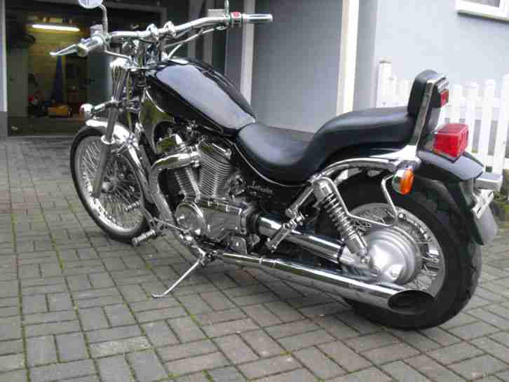 Susuki intruder VS750