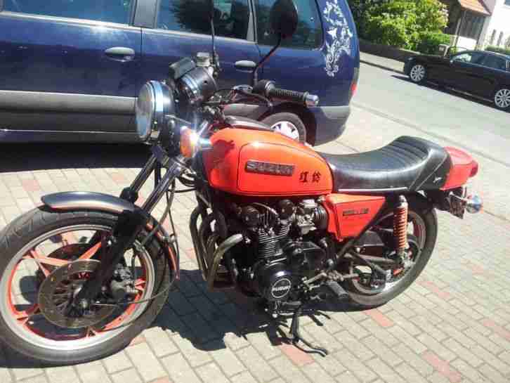 550E Red Suzi limited edition Motorrad