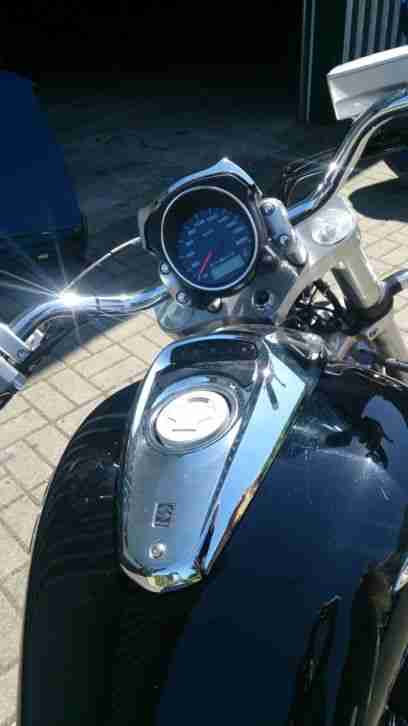 Suzuki 800 Intruder