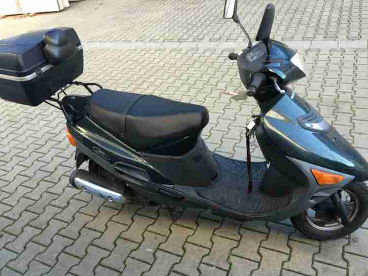 Suzuki AN 125 Roller Tüv bis 06/2018 angemeldet mit Koffer in Hamm