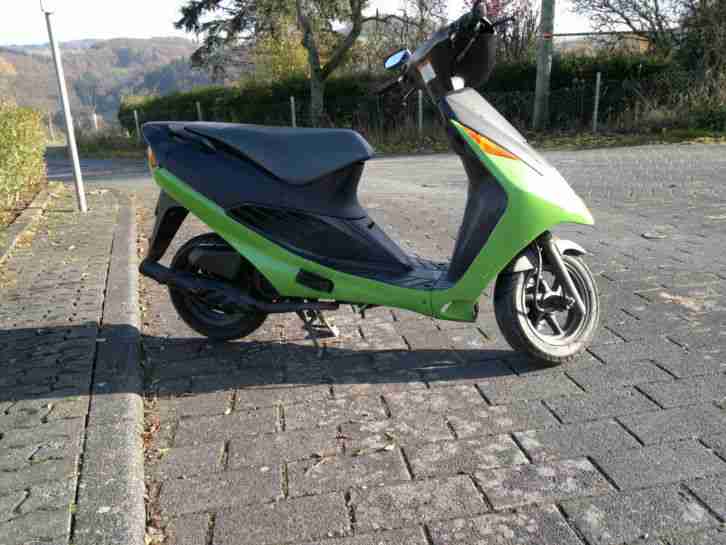 Suzuki AP 50 Moped