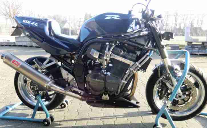 Suzuki Bandit 1200 Streetfighter