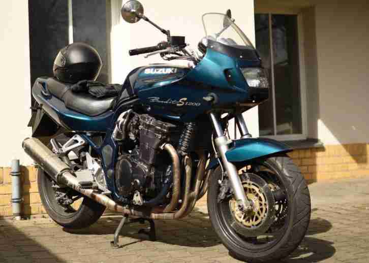 Suzuki Bandit 1200 im Zentrum Leipzigs