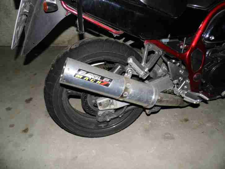 Suzuki Bandit 1200N Kult GV75A