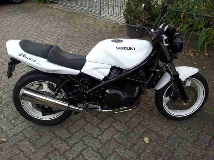 Suzuki Bandit 400 (GK 75 B)