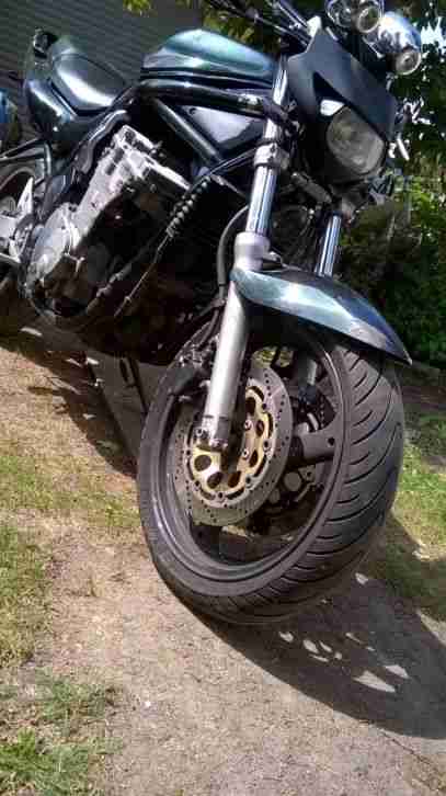 Suzuki Bandit GN77B Streetfighter Racer Michelin