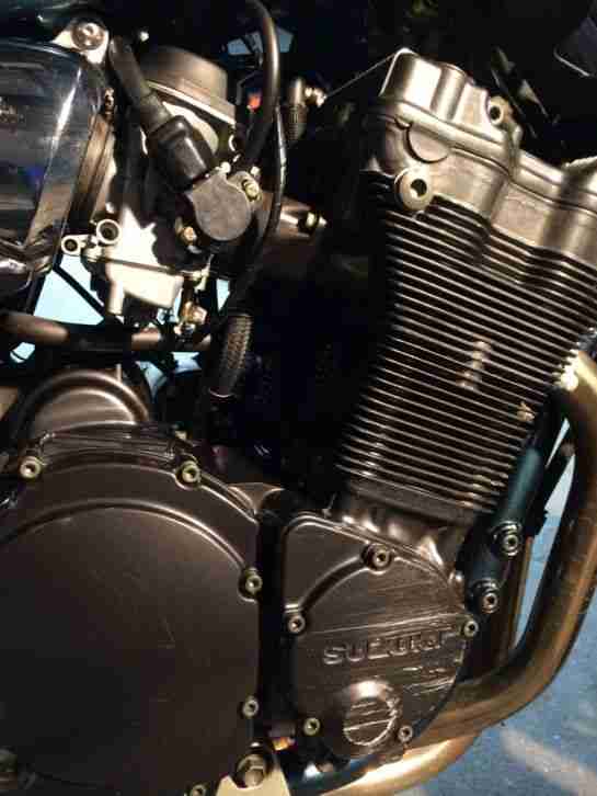 Suzuki Bandit GSF 1200 S Baujahr 2005 mit nur 8800km top gepflegt