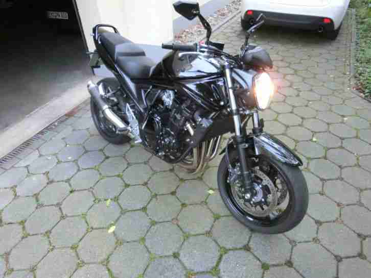 Suzuki Bandit GSF 1250 A mit ABS schwarz Bj.2010