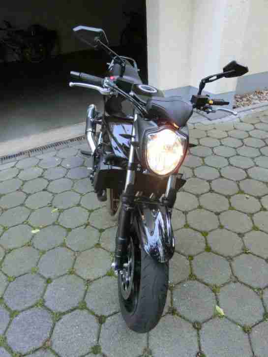 Suzuki Bandit GSF 1250 A mit ABS schwarz Bj.2010