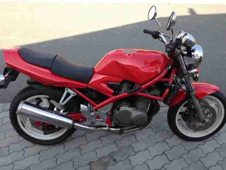 Bandit GSF 400, rot