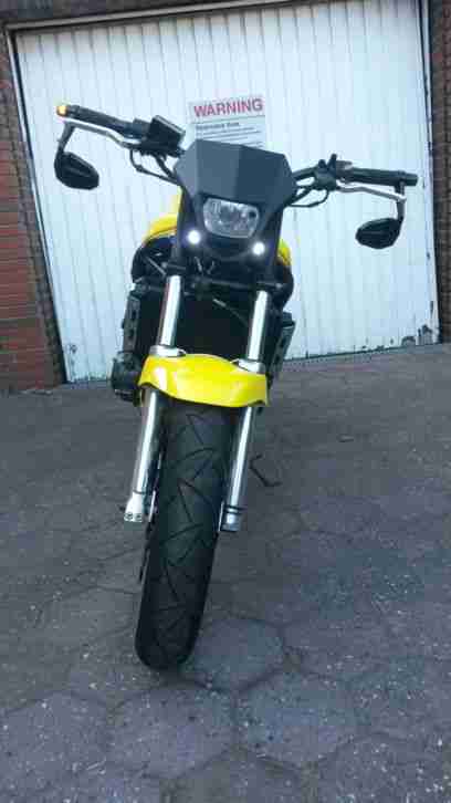Suzuki Bandit GSF Fighter Naked Bike Streetfighter neuwertig Tüv neu Motorrad