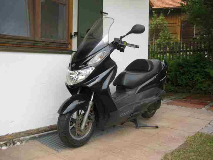 Suzuki Burgman 125, Bj 06, 24000 km, Reifen neu, Batterie neu, TÜV neu