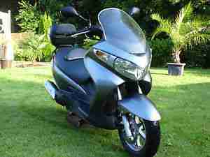 Suzuki Burgman 125
