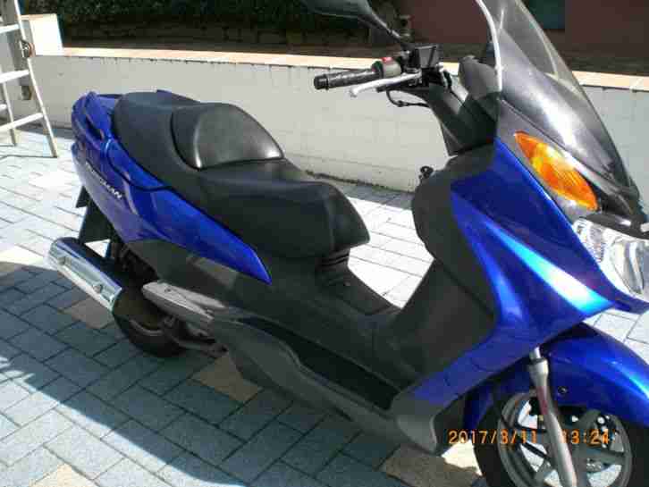 Suzuki Burgman 125 ccm