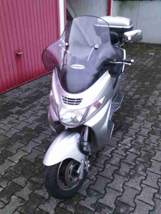 Suzuki Burgman 400
